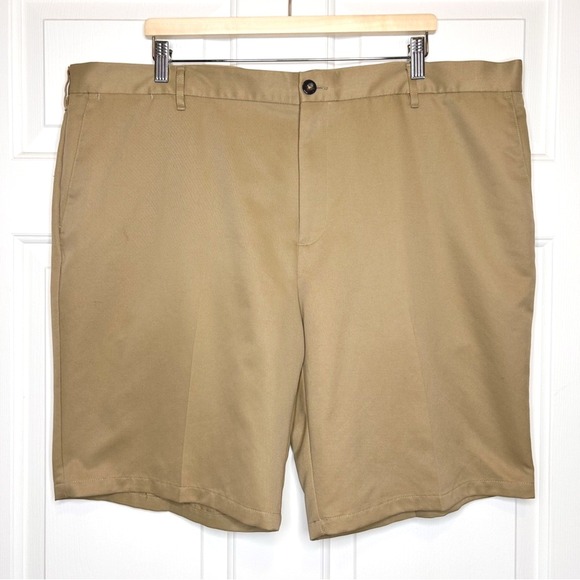 Dockers Mens Flat Front Shorts Size 44 Khaki Beige Casual Golf 44‎ - Picture 1 of 5